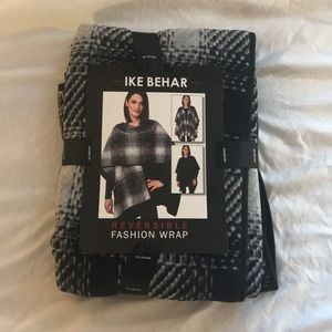 IKE BEHAR reversible fashion wrap